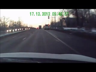 Как развернутся на дороге в Москве в час пик?
